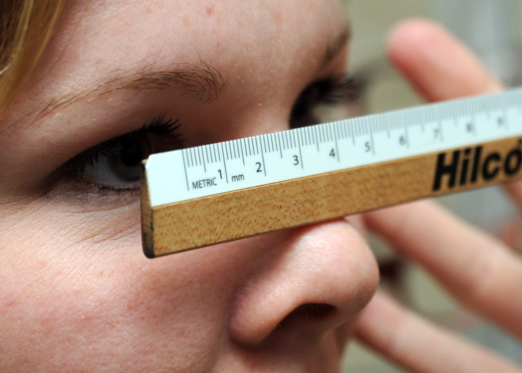 How Do I Measure My Pupillary Distance (PD)? | Payne ...
